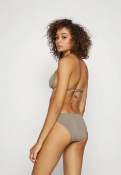 Bruno Banani TRIANGLE SET - Bikini - Stone -sklep Next 045f472a6ef24724a24e706526954544