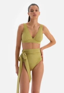 IMMERSED IN NATURE - Dół Od Bikini - Pistachio Green
