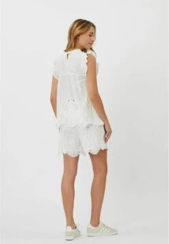 Moves MATEA - Szorty - Snow White -sklep Next 0b909895141f4ea7beb269dec2592c14