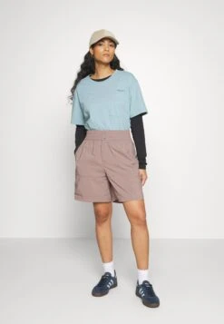 Columbia CORAL RIDGE™ - Szorty - Quantum Mauve -sklep Next 1379b937c7354d95a4574fcbc38260b2