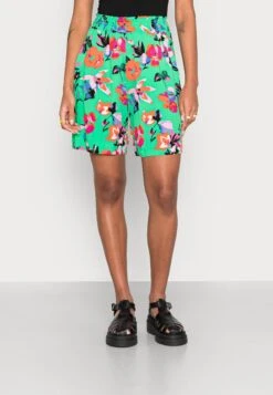 ONLY ONLNOVA - Szorty - Island Green