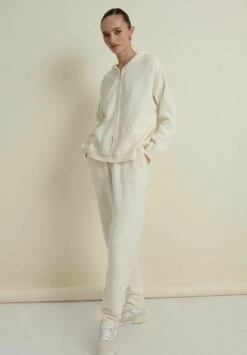 AIRPLANE - Bluza Z Kapturem - Cream -sklep Next 2208a65df8df4aff9928f1e4f21f53ef