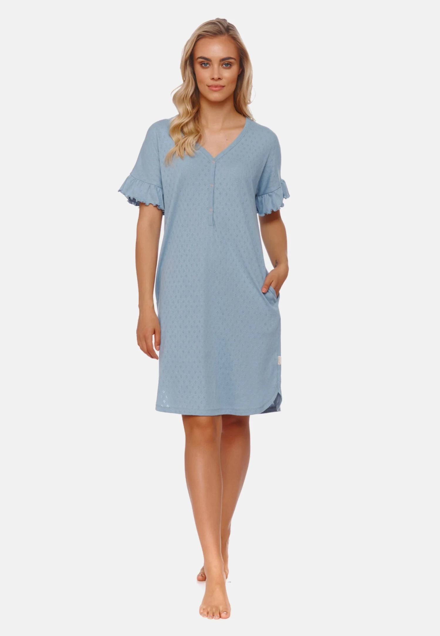 ZAPINANA NA NAPY Z AŻUROWEJ - Koszula Nocna - Satin Blue 2 ZAPINANA NA NAPY Z AŻUROWEJ - Koszula Nocna - Satin Blue - obrazek 2