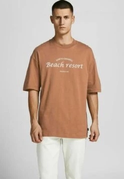 JACK&JONES Premium JPRBLAKAM OCEAN TEE UNISEX - T-shirt Z Nadrukiem - Toasted Coconut
