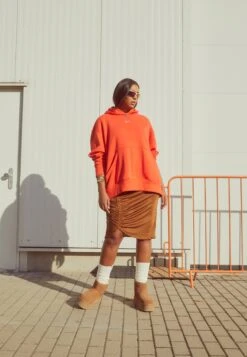 Nike Sportswear HOODIE - Bluza Z Kapturem - Picante Red/sail -sklep Next 3f26d0426648483ca4480901a722b1f0