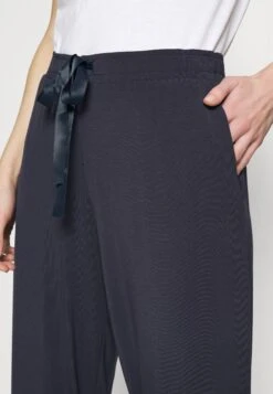 Schiesser SCHLAFHOSE LANG MODAL MIX - MIX & RELAX - Spodnie Od Piżamy - Dunkelblau 9 Schiesser SCHLAFHOSE LANG MODAL MIX - MIX & RELAX - Spodnie Od Piżamy - Dunkelblau -sklep Next 573ea729368a4effbc7041778a590569