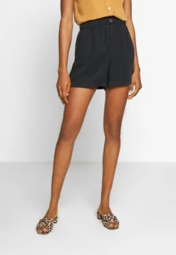 Noisy May NMMARIA PAPERBACK - Szorty - Black