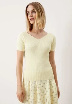 S.Oliver BLACK LABEL MET VIERKANTE HALS - T-shirt Basic - Light Yellow