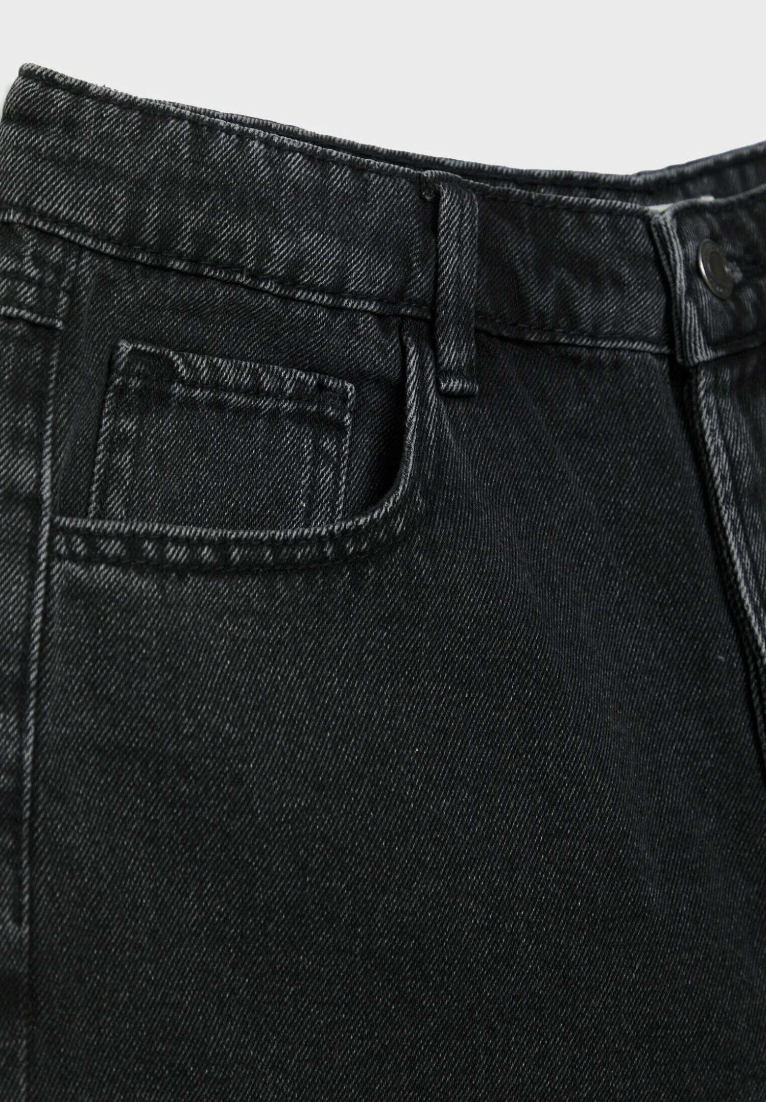 Stradivarius BERMUDA - Szorty Jeansowe - Dark Grey 7 Stradivarius BERMUDA - Szorty Jeansowe - Dark Grey - obrazek 7