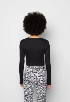 Noisy May NMDRAKEY TWIGGI - Bluzka Z Długim Rękawem - Black 8 Noisy May NMDRAKEY TWIGGI - Bluzka Z Długim Rękawem - Black -sklep Next 666358f215f443f8af3787e848af233b