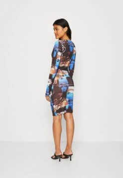 Jaded London LONG SLEEVE TISSUE SCRIBBLE DREAM PRINT - Bluzka Z Długim Rękawem - Black -sklep Next 6d348f8467e44334babf27babc4df5ca