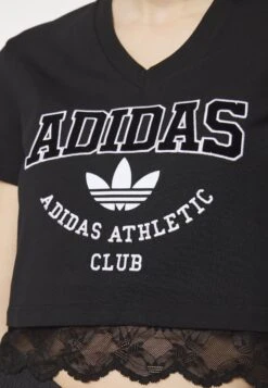 Adidas Originals CROPPED VNECK - T-shirt Z Nadrukiem - Black -sklep Next 6ea967607e134f90ac14e0c55183cb2b