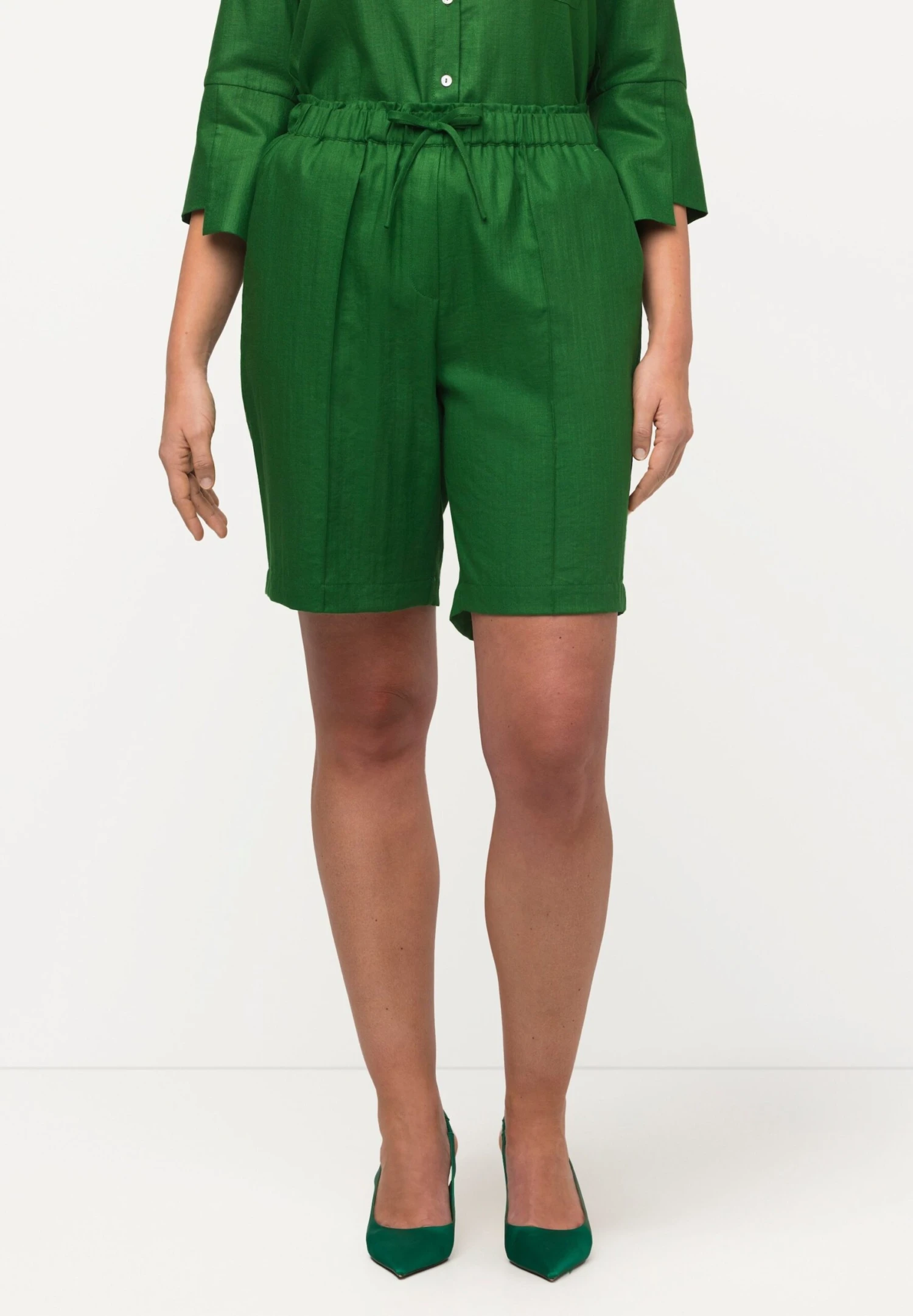 Ulla Popken Szorty - Apple Green 1 Ulla Popken Szorty - Apple Green