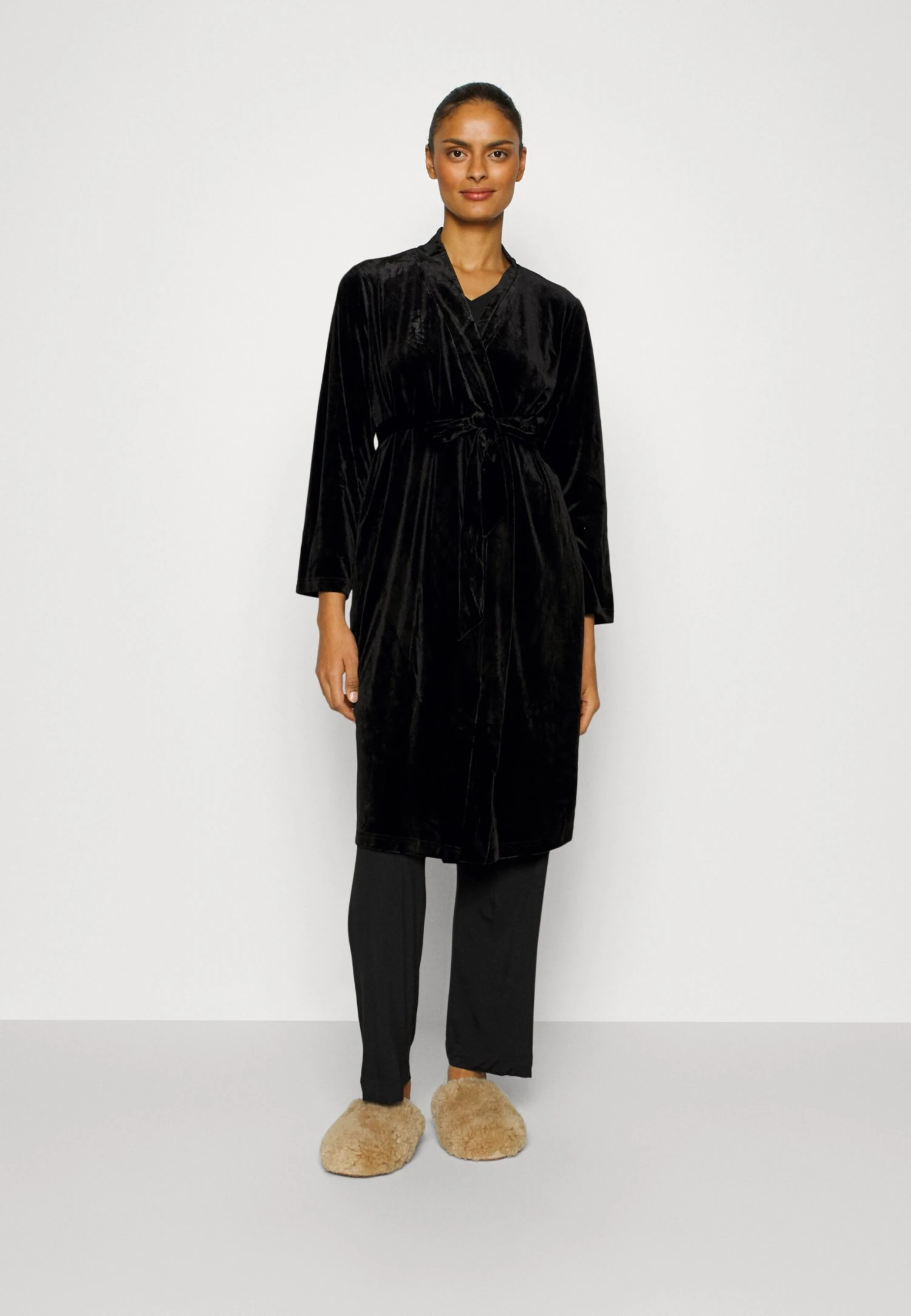 Pour Moi MIDI LENGTH GOWN - Szlafrok - Black 1 Pour Moi MIDI LENGTH GOWN - Szlafrok - Black