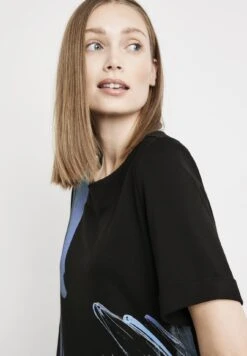 Taifun KURZARM HALBARM MIT ABSTRAKTEM PRINT - T-shirt Z Nadrukiem - Schwarz Gemustert -sklep Next 8b5ab6f160264aefa68622db7da17911