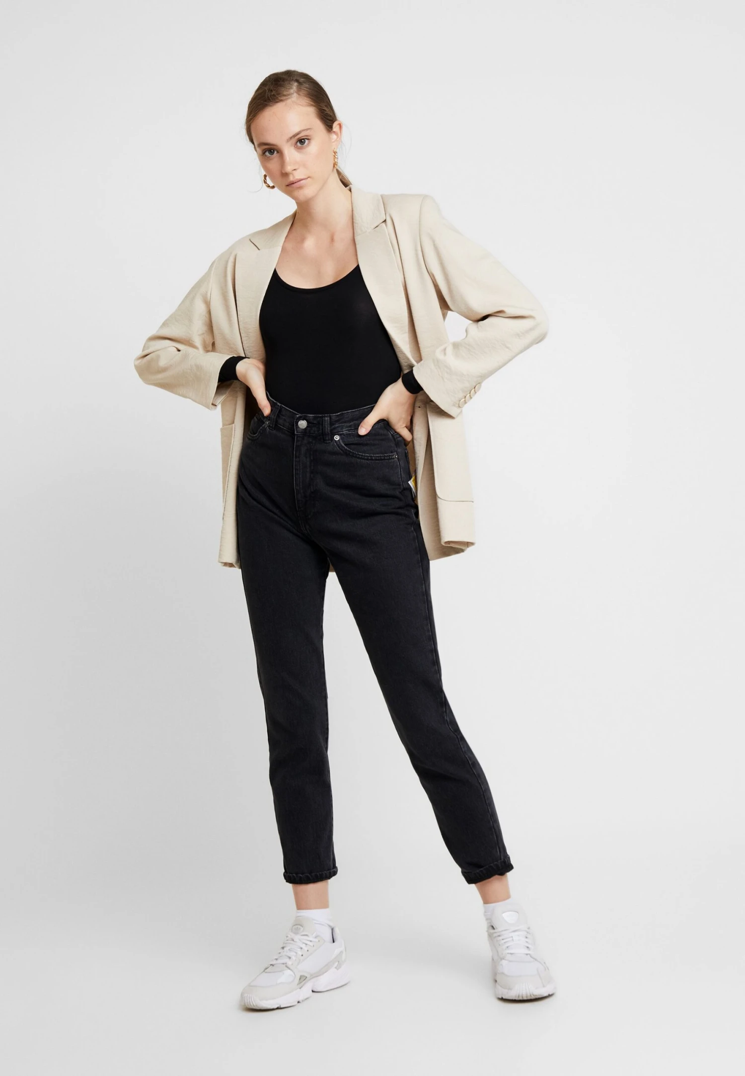 MbyM ANNA - Bluzka Z Długim Rękawem - Black 2 MbyM ANNA - Bluzka Z Długim Rękawem - Black - obrazek 2