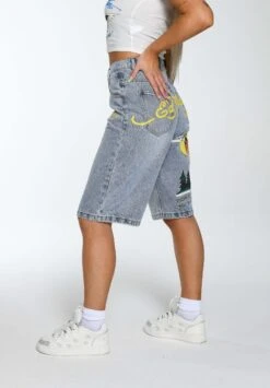 Ed Hardy BORN WILD - Szorty Jeansowe - Bleach -sklep Next 94b1315d758a41acabc637ad6fe68167