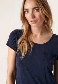 Soaked In Luxury COLUMBINE - T-shirt Basic - Navy -sklep Next 9ef90e48a9b949b79c846d4f2760f61a