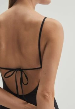 Oysho TRIANGLE - Kostium Kąpielowy - Black -sklep Next a9e74c12631642429078b021bad143f2