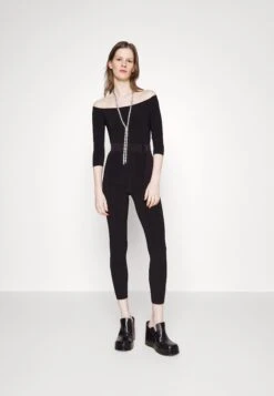 Norma Kamali OFF SHOULDER CATSUIT - Kombinezon - Black -sklep Next af12ff498e5e46aa8056aaf758509d22