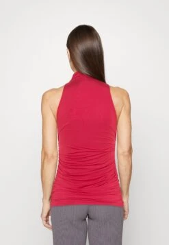 Guess DRAPED MAEVE - Top - Karma Pink -sklep Next b32b95becc904b77a61a909f1d86ddb6