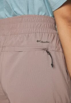 Columbia CORAL RIDGE™ - Szorty - Quantum Mauve -sklep Next b5e6c8c4387e4e9f8e602c8e1a25d136