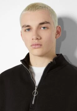 BERSHKA Bluza - Black -sklep Next cc44d51182d84fc694e4dc819c222ffa