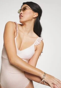 ONLY ONLDANA LARA RUFFLE SWIMSUIT - Kostium Kąpielowy - Seashell Pink 9 ONLY ONLDANA LARA RUFFLE SWIMSUIT - Kostium Kąpielowy - Seashell Pink -sklep Next d50063a7c6c943c6b7e19aac2224208e