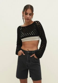 Stradivarius BERMUDA - Szorty Jeansowe - Dark Grey