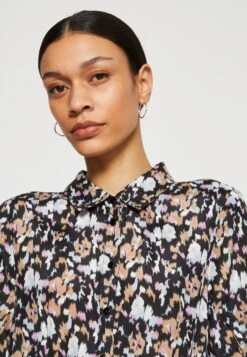 Kaffe Kombinezon - Black/blue/lupine -sklep Next d9632306e5d643eea8de6f62bfd4fa0e