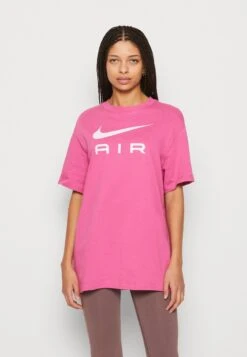 Nike Sportswear TEE AIR - T-shirt Z Nadrukiem - Cosmic Fuchsia