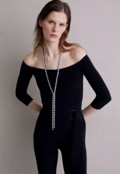 Norma Kamali OFF SHOULDER CATSUIT - Kombinezon - Black -sklep Next e50ddd6d7052439c9ca5a8e4dcd9ca10